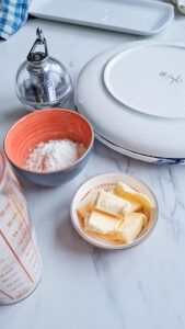 Ficelle Picarde – herzhafte gefüllte Crêpes aus Frankreich Ficelle Picarde Gefüllte Crepes Rezept Zutaten 1 169x300