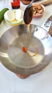 Wintersalat mit Crozets, Roter Bete & Walnüssen Karameliserte Walnüsse Salat Mit Rote Bete 2 169x300