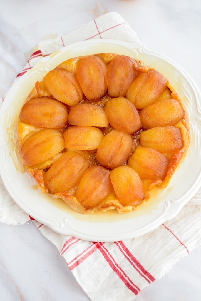 Tarte Tatin klassisch französisch – das Originalrezept Oma S Tarte Tatin Rezept Aus Frankreich 684x1024