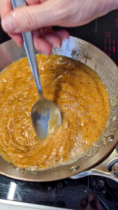 Tarte Tatin klassisch französisch – das Originalrezept Original Tarte Tatin Mit Apfel Und Karamell Backen 10 169x300