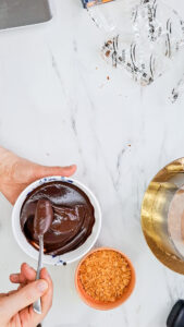 Schokotorte ohne Backen – schnell gemacht Schokotorte Rezept Einfach Ohne Backen 7 169x300