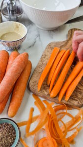 Gebratene Möhren mit Sesamcreme - einfache und schnelles Gemüserezept Gebratene Möhren Mit Sesamcreme Einfach Vegan 2 169x300