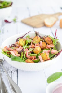 Salade Vosgienne (Vogesen Salat) – Klassisches französisches Rezept Salade Vosgienne (Vogesen Salat) – Klassisches französisches Rezept Salade Vosgienne Vogesen Salat Original Französisches Rezept 2 200x300