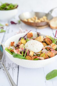 Salade Vosgienne (Vogesen Salat) – Klassisches französisches Rezept Salade Vosgienne (Vogesen Salat) – Klassisches französisches Rezept Salade Vosgienne Vogesen Salat Original Französisches Rezept 3 200x300