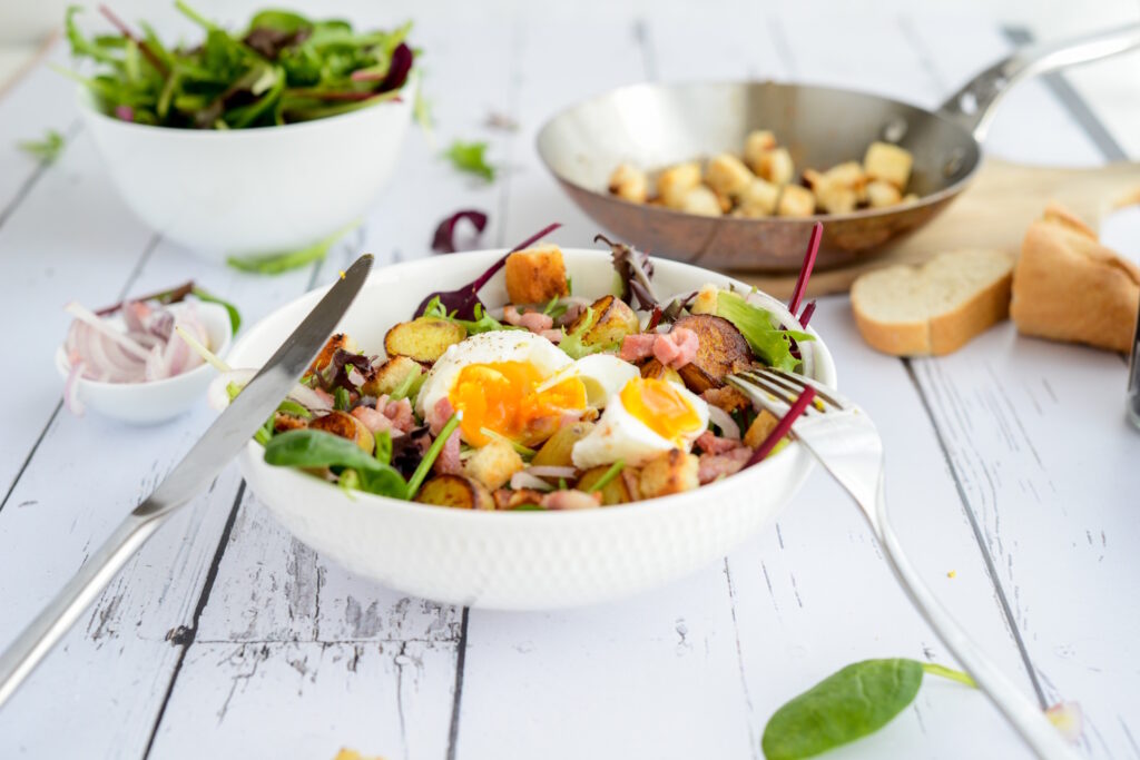 Salade Vosgienne (Vogesen Salat) – Klassisches französisches Rezept Salade Vosgienne (Vogesen Salat) – Klassisches französisches Rezept Vogesen Salat Original Mit Ei Und Speck 1024x683