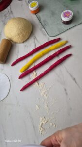 Blumen-Brioche – das Rezept mit dem Wow-Effekt Hefeteig Blumenmuster Ostern Brunch 1 169x300