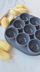 Knusprige Kartoffel-Parmesan-Schälchen (essbare Körbchen für Vorspeisen & Aperitif) Knusprige Kartoffel Parmesan Schälchen Körbchen Utensilien 169x300