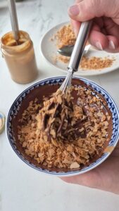 Knusprige Pralinen „Rocher" mit Nussnougat – selbermachen Knusprige Pralinen Rocher Nussnougat Selbermachen 8 169x300