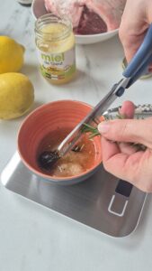 Lammkeule aus dem Ofen – butterzart bei Niedrigtemperatur Lammkeule Niedrigtemperatur Aus Dem Ofen 3 169x300