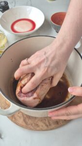 Lammkeule aus dem Ofen – butterzart bei Niedrigtemperatur Lammkeule Niedrigtemperatur Aus Dem Ofen 7 169x300