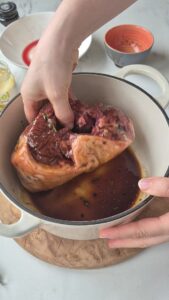 Lammkeule aus dem Ofen – butterzart bei Niedrigtemperatur Lammkeule Niedrigtemperatur Aus Dem Ofen 8 169x300