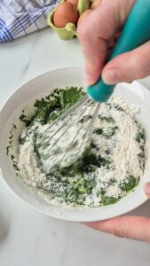 Ostervorspeise: Spinatflan mit Karottensalat im Nest Oster Vorspeise Spinatflan Mit Karottensalat 3 169x300