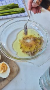 Mimosa-Eier (Oeufs Mimosa) Poree Vinaigrette Poireau Vorspeise Ostern 5 169x300