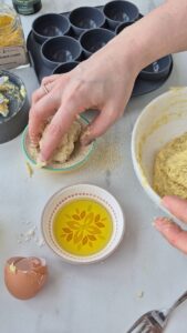 Knusprige Fischbällchen auf bretonische Art (Accras mit Kabeljau) Fischbällchen Accras Kabeljau Air Fryer 6 169x300