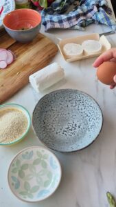 Frühlingssalat mit grünem Spargel & frischer Vinaigrette Panierter Ziegenkäse Aus Dem Airfryer Zutaten 169x300