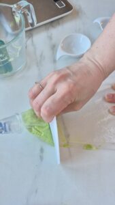 Erbsenbutter Rezept: die unerwartet leckere Alternative zu Kräuterbutter Erbsenbutter 11 169x300