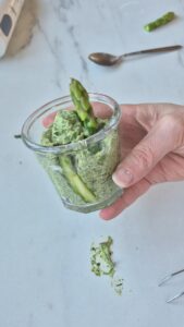 Grüner Spargel Aufstrich selber machen – mit Persillade Grüne Spargel Brotaufstrich Mit Persillade Rezept 10 169x300