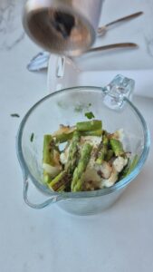 Grüner Spargel Aufstrich selber machen – mit Persillade Grüne Spargel Brotaufstrich Mit Persillade Rezept 6 169x300