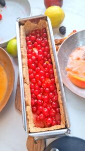 Süßer Pâté en croûte mit Aprikosen, Nektarin und Sommerbeeren Süßer Pâté en croûte mit Aprikosen, Nektarin und Sommerbeeren Süsser Pate En Croute Mit Rote Johannisbeeren Füllen 169x300
