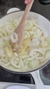Zwiebelbrötchen selber machen Zwiebelbrötchen Rezept Saftig 5 169x300