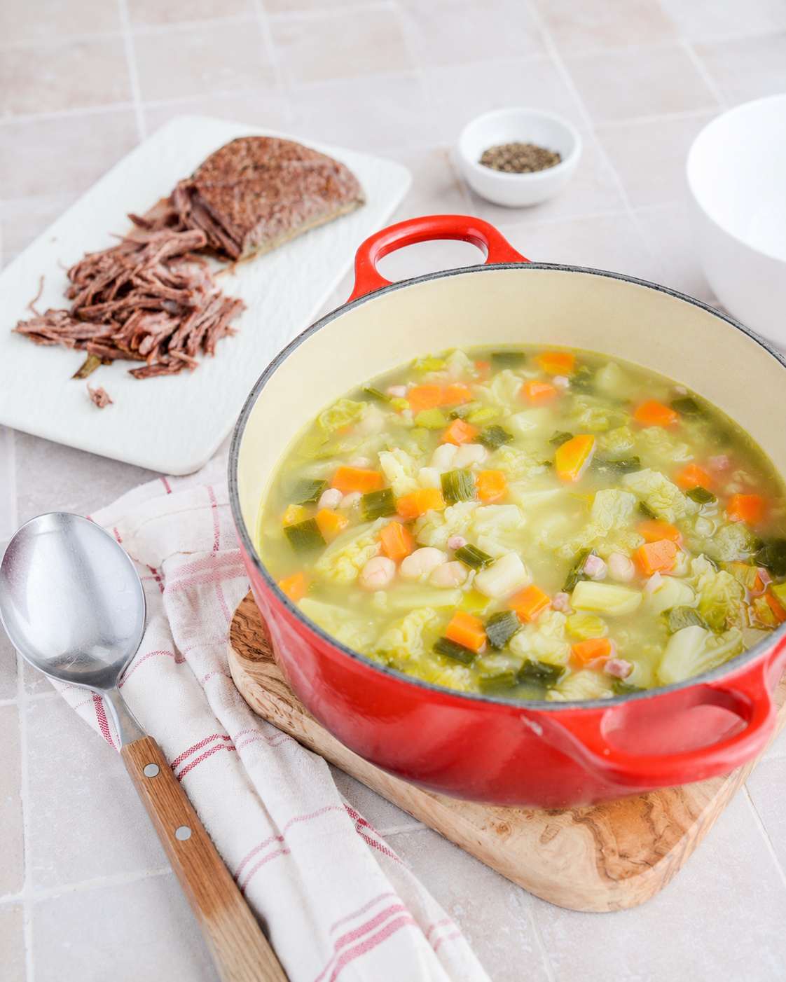 Garbure - Französischer Eintopf aus den Pyrenäen Garbure Mit Entenconfit