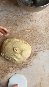Himbeer-Gugelhupf mit Hefeteig Hefe Gugelhupf Himbeere Brioche Teig Mischen