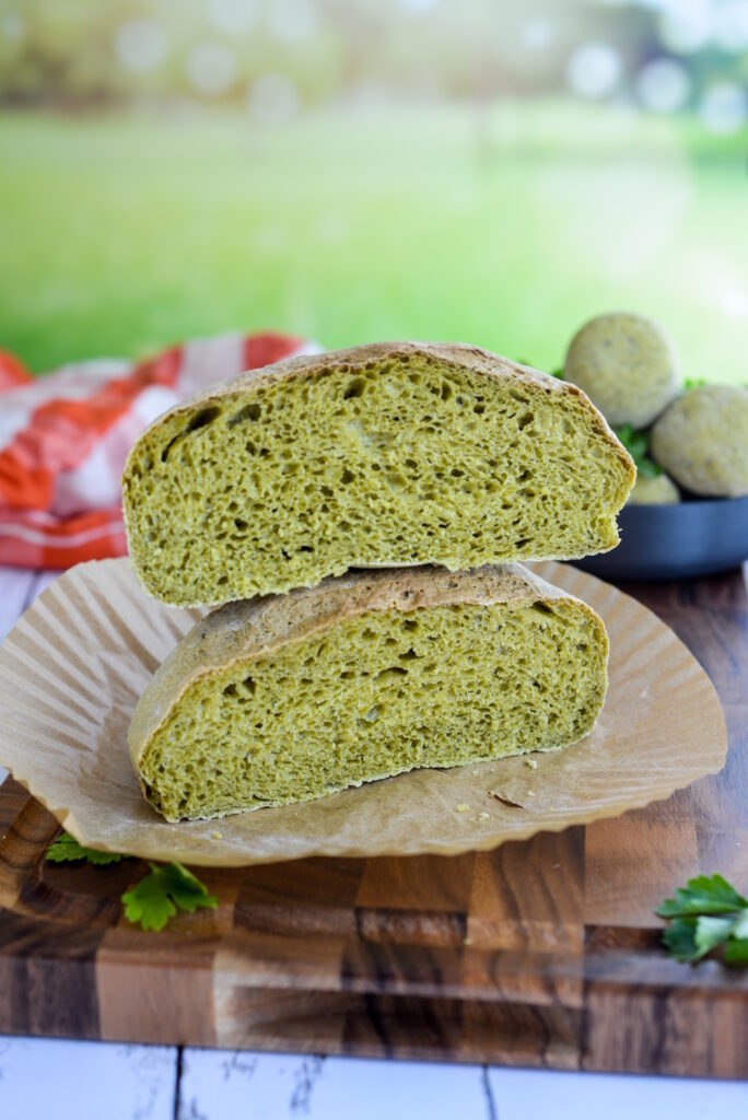 Grüne Petersilienbrötchen Grüne Petersilienbrötchen Petersilienbrot 684x1024