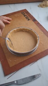 Stachelbeertarte, ganz einfach wie bei Oma Stachelbeerkuchen Rezept Schritt 5 Mürbeteig In Tarteform Drücken 169x300