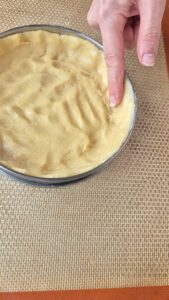 Baskischer Kuchen: Gâteau Basque mit Schwarzkirschkonfitüre 20260822 112915 1