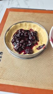 Baskischer Kuchen: Gâteau Basque mit Schwarzkirschkonfitüre 20260822 113159 2