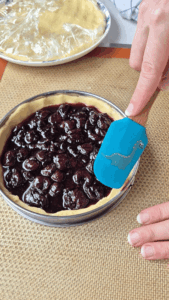 Baskischer Kuchen: Gâteau Basque mit Schwarzkirschkonfitüre 20260822 113352 1