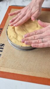 Baskischer Kuchen: Gâteau Basque mit Schwarzkirschkonfitüre 20260822 113541 4