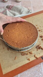 Baskischer Kuchen: Gâteau Basque mit Schwarzkirschkonfitüre 20260822 130851 4
