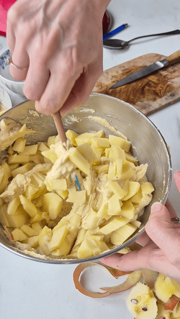 Apfelkuchen mit Crème fraîche aus der Normandie Apfelkuchen Creme Fraiche Schritt 29 Apfelscheiben Mischen In Schüsse