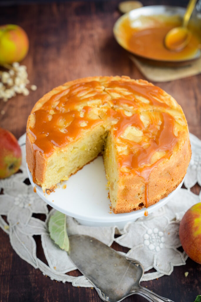 Apfelkuchen mit Crème fraîche aus der Normandie Apfelkuchen mit Crème fraîche aus der Normandie Apfelkuchen Mit Creme Fraiche Aus Der Normandie Oma