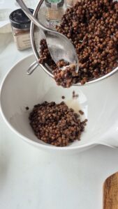 Vegane mini Pâtés en croûte mit Linsen, Pilzen und Kürbis (herzhafte Pasteten) 20260919 092610 1