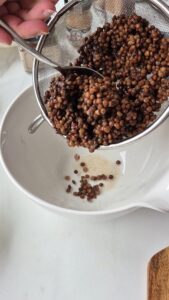 Vegane mini Pâtés en croûte mit Linsen, Pilzen und Kürbis (herzhafte Pasteten) 20260919 092610