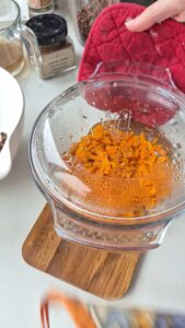Vegane mini Pâtés en croûte mit Linsen, Pilzen und Kürbis (herzhafte Pasteten) 20260919 092935