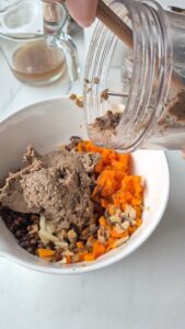 Vegane mini Pâtés en croûte mit Linsen, Pilzen und Kürbis (herzhafte Pasteten) 20260919 094115