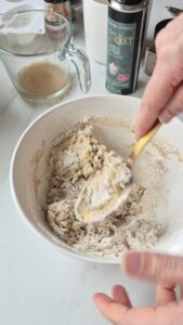 Vegane mini Pâtés en croûte mit Linsen, Pilzen und Kürbis (herzhafte Pasteten) 20260919 094807