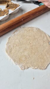 Vegane mini Pâtés en croûte mit Linsen, Pilzen und Kürbis (herzhafte Pasteten) 20260919 100831