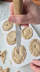 Vegane mini Pâtés en croûte mit Linsen, Pilzen und Kürbis (herzhafte Pasteten) 20260919 101659 1