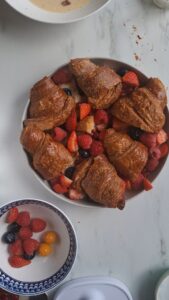 Croissant-Auflauf mit Obst Croissant-Auflauf mit Obst Croissant Auflauf 2