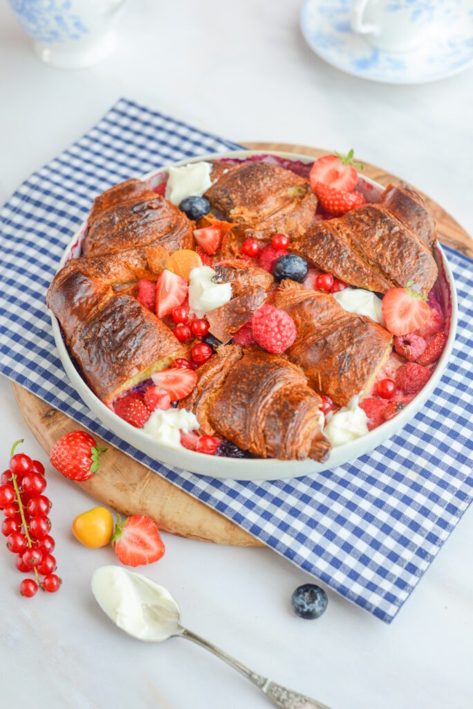 Croissant-Auflauf mit Obst Croissant-Auflauf mit Obst Croissant Auflauf Mit Beeren