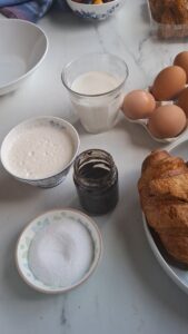 Croissant-Auflauf mit Obst Croissant-Auflauf mit Obst Croissant Auflauf Obst Schritt 1 Zutaten Für Croissant Auflauf