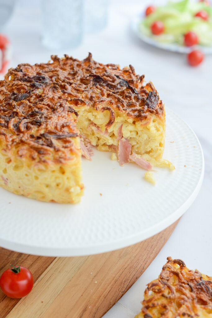 Nudelkuchen für Kinder mit Schinken und Béchamelsauce Nudelkuchen Herzhaft Schinken Kinderrezept