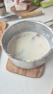 Zarter Fisch mit Vanille und Limette Fisch Mit Vanille Und Limette Schritt 13 Vanille Limetten Sauce Im Topf
