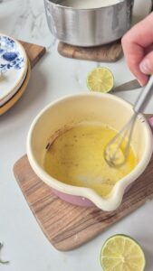 Zarter Fisch mit Vanille und Limette Zarter Fisch mit Vanille und Limette Fisch Mit Vanille Und Limette Schritt 18 Butter Aufschlagen Mit Limette