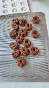 Mini-Lebkuchen mit Schokolade, einfaches Rezept ohne Ei Lebkuchen Schokolade Schritt 20 Mini Lebkuchen Auf Backblech