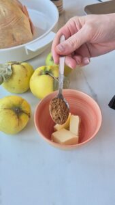 Brathähnchen mit Quitten und Lebkuchengewürz Lebkuchengewurz Hahnchen Schritt 4 Lebkuchengewürz In Schüssel Geben